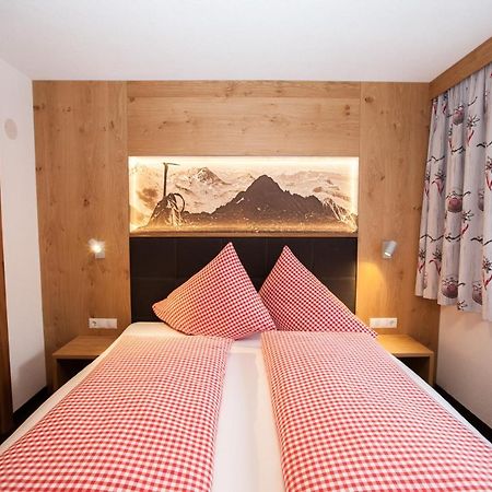 Bed and Breakfast Haus Kuechelspitz Ischgl Zewnętrze zdjęcie