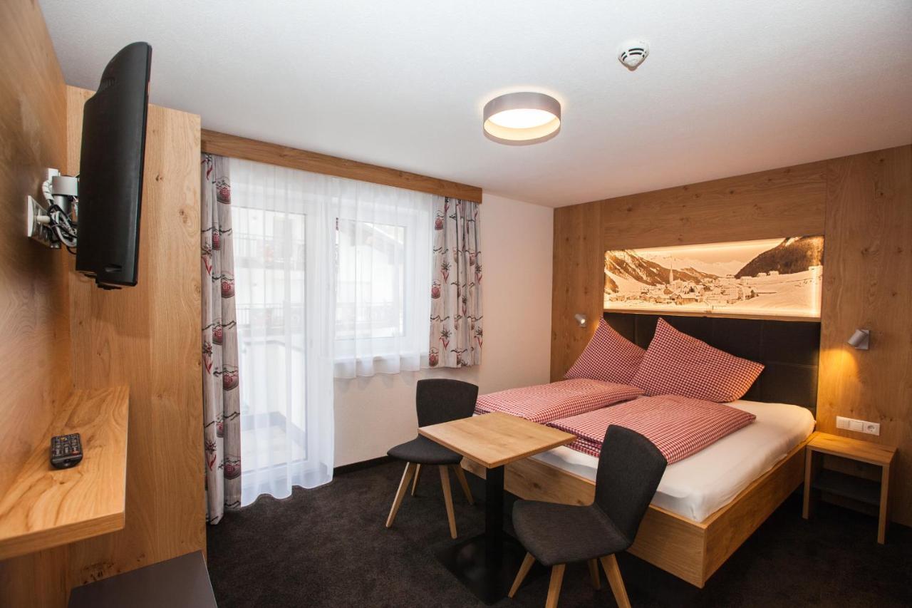 Bed and Breakfast Haus Kuechelspitz Ischgl Zewnętrze zdjęcie